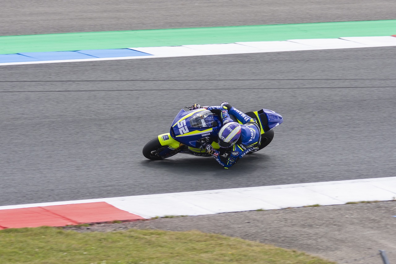 餐饮和交通 餐饮和交通