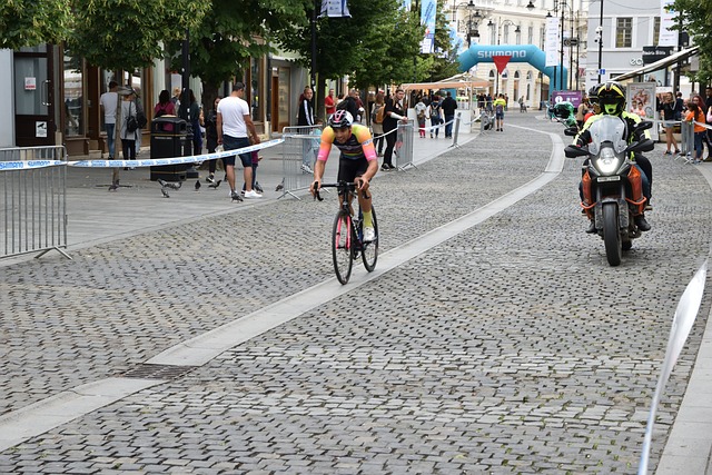 尽管拥有布 尽管拥有布