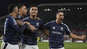 關鍵比賽中 關鍵比賽中